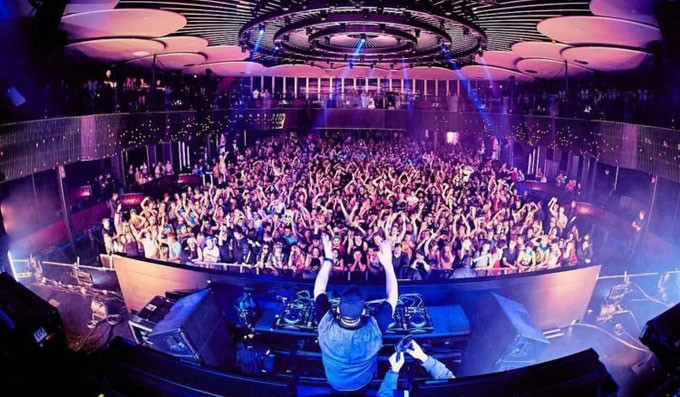 Jejak di Dunia Malam Residensi DJ di Klub Malam Terkenal